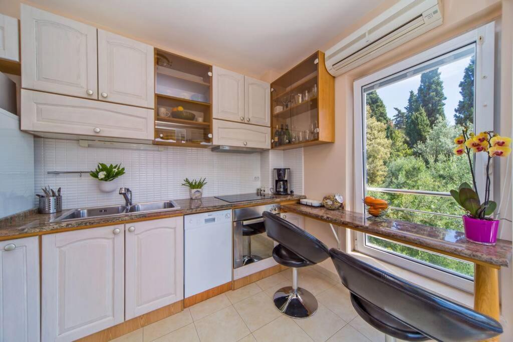 Blue Dream - Stylish Apt With Stunning Sea View Ντουμπρόβνικ Εξωτερικό φωτογραφία